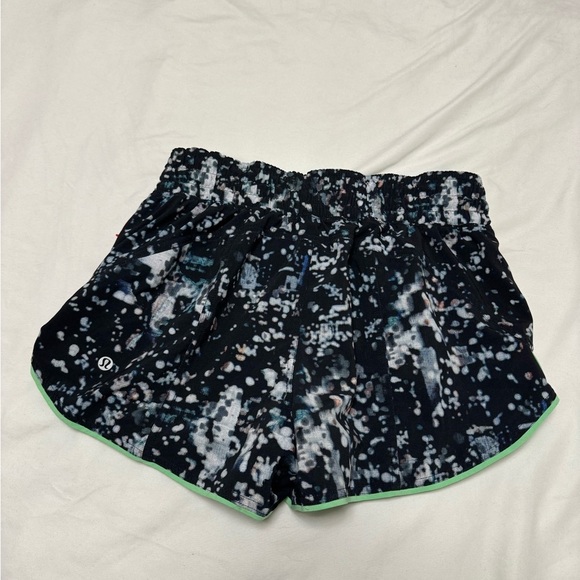 Lululemon Choose A Side Short *3" - Picture 7 of 9